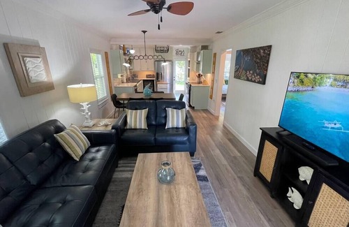Stuart House | Green Turtle A - Stuart - House