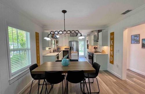 Stuart House | Green Turtle A - Stuart - House