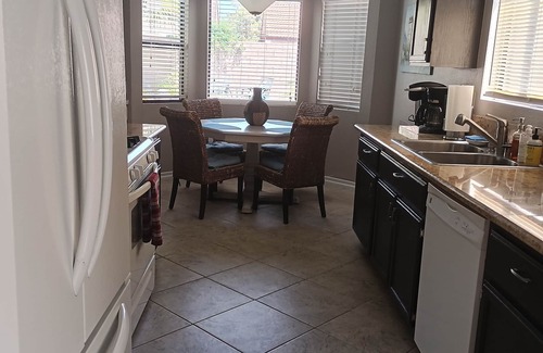 Green Valley North House | Green Valley(HENDERSON)3 Bdrm,2 BA, POOL/SPA home,10 miles from the strip