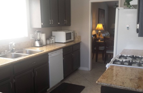 Green Valley North House | Green Valley(HENDERSON)3 Bdrm,2 BA, POOL/SPA home,10 miles from the strip