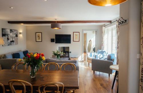 Dorchester House | Greenwood Grange