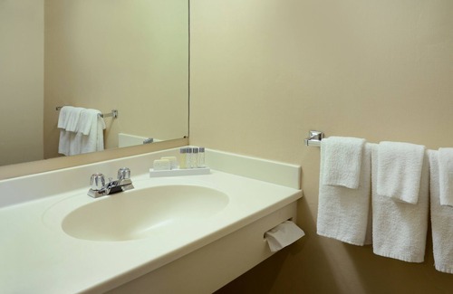 Corner Brook Hotel | Greenwood Inn & Suites