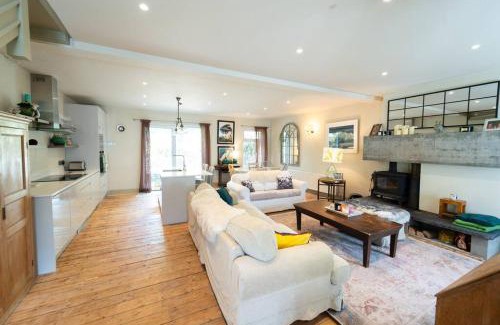 Dingle House | Greys Lane Villa - Dingle