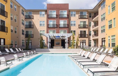 North Burnet Apartment | Griffis Domain | Premium 2BD in Austin