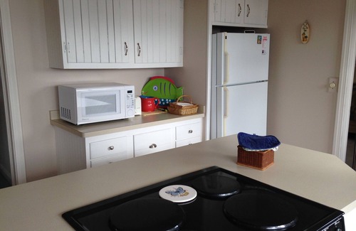 Bemus Point Apartment | Griffith’s Bay Lakefront 1 bedroom 1 bathroom sleeps 4