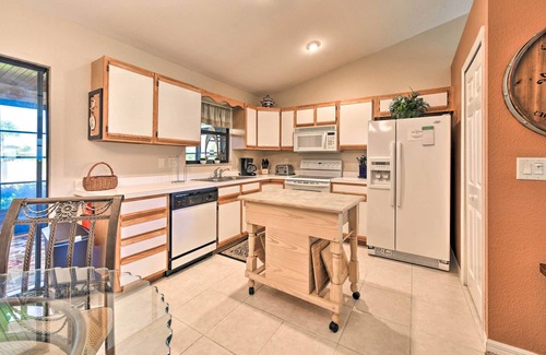 Highland Villa | Grill, Lanai & Pool Access: Charming Sebring Villa