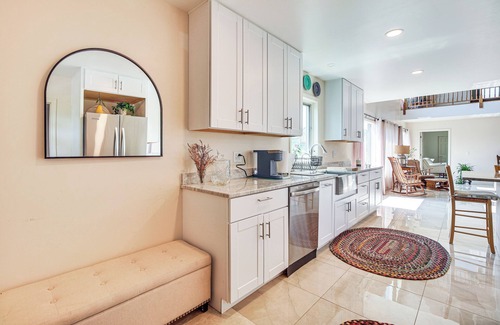 Chazy House | Grill Out, Play Pool: Huge Home on Lake Champlain!