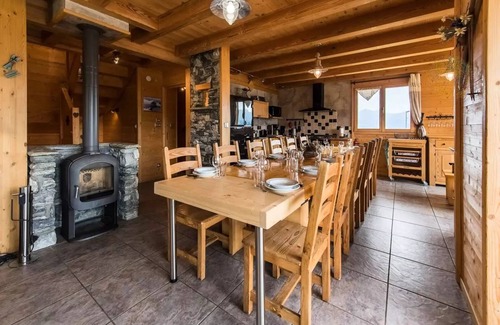 Villarembert Ski Chalet | Große Wohnung mit Jacuzzi im Chalet
