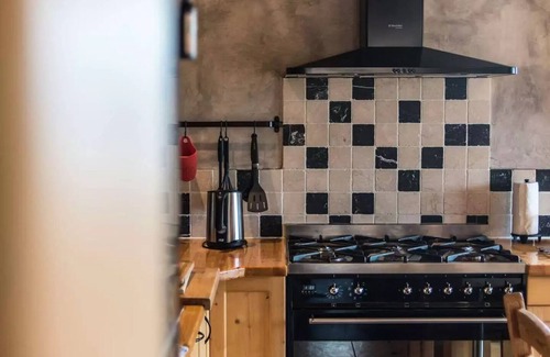 Villarembert Ski Chalet | Große Wohnung mit Jacuzzi im Chalet
