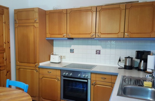 Hinrichshagen Apartment | Große Steinhauswohnung - Gästehäuser Eva-maria und Reinhard Köhler