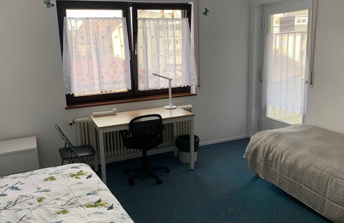 Karlsruhe City Centre Apartment | Große und Gemütliche Wohnung Direkt in der Innenstadt - Appartement mit 3 Schlafzimmern