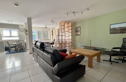 Spielberg Condo | Großzügige & Moderne 78m² Traumwohnung in Karlsbad