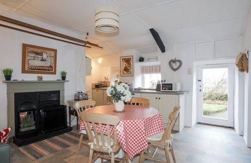 Llanrwst Cottage | Groesffordd