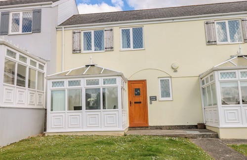 St. Florence Cottage | Grooms Cottage