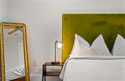Bouldin House | Groovy SoCo Stay, Walk to Shops, Eats & Bars