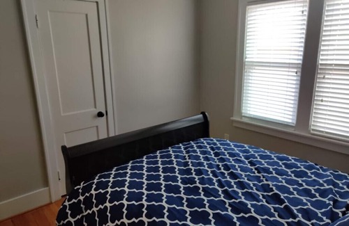 Grosse Pointe House | Grosse Pointe Cozy★ ★Downtown Detroit Close