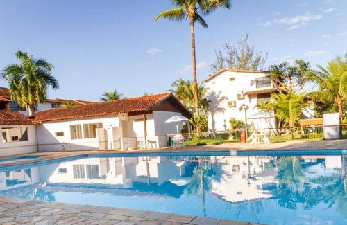 Bracui Apartment | Ground floor apartment in condominium, club, beach, sea, restaurants and amenities