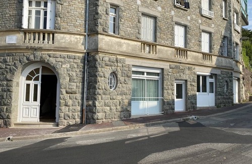 Saint-Cast-le-Guildo Apartment | Ground floor apartment 100m from Saint Cast beach