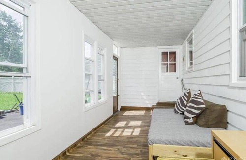 Randolphville House | Ground floor of a private house