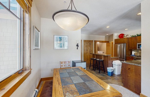 Keystone Condo | Ground level condo w/shared pool table & outdoor pool/hot tub - Dogs ok