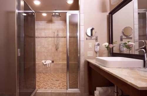 Whitefish Hotel | Grouse Mountain Lodge