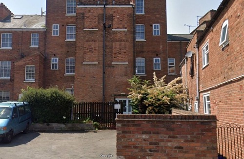 Leamington Spa Apartment | Grove Place - 2 Bedroom apartment Leamington Spa