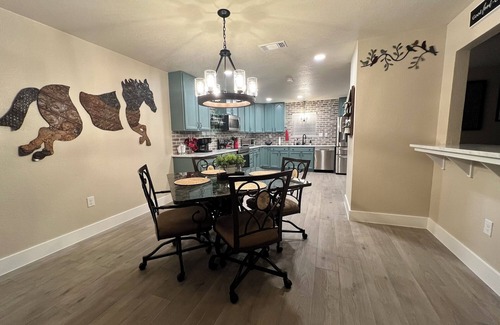 Gruene House | Gruene Gables: 3 Bedroom 3 Bath House with Private Pool