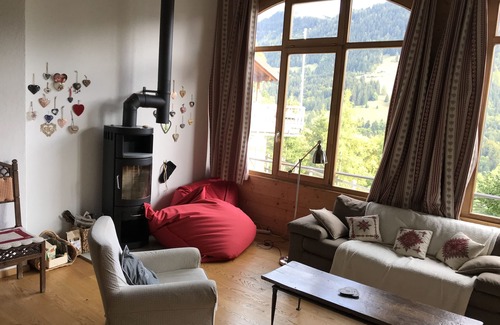 Barboleusaz Apartment | Gryon: spacious, bright apartment in authentic village