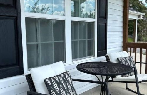 Vinemont House | Guadalupe Home, Minutes to I-65