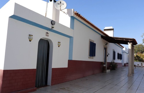 Santa Cruz House | Guest accommodation in Monte do Parral
