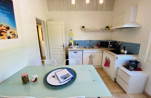 Mons Apartment | Guest House 6P in private villa