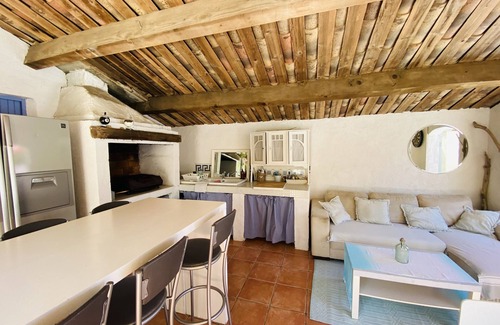 Mons Apartment | Guest House 6P in private villa