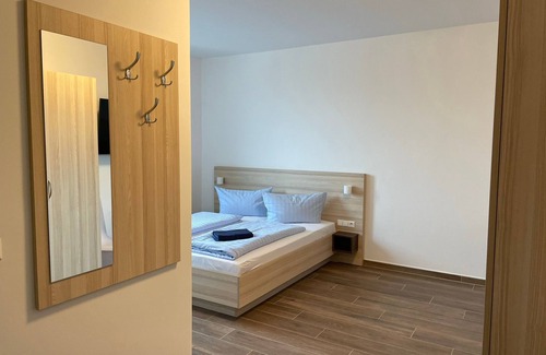Pasewalk Apartment | Guest house double room 205 - Lokschuppen Pasewalk- Guest houses with double rooms, single rooms and
