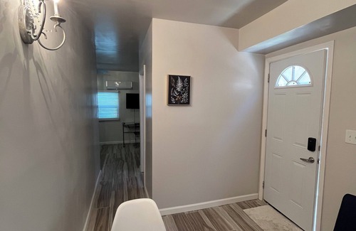 Burbank Apartment | Guest house in a very nice quiet neighborhood