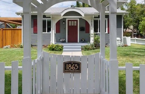 Altadena Apartment | Guest House Pasadena