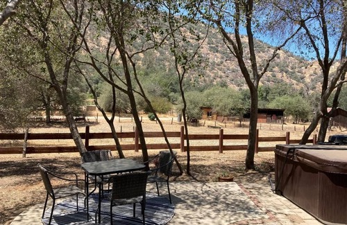 Three Rivers Cottage | Guest House with Private Hot Tub, Shared Pool, and Walk to Town