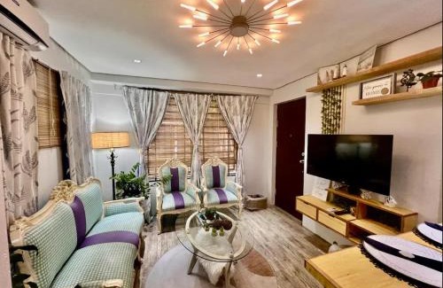 Taytay House | Guest House within Executive Village