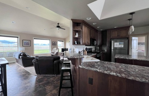 Hall House | Guest Ranch - Amazing Views & Homemade Meals