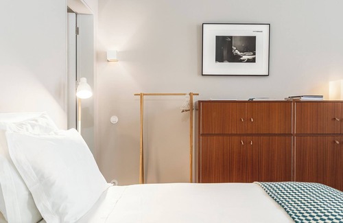Lordelo do Ouro e Massarelos House | Guest Suite in Porto. The best of a hotel in a private home!