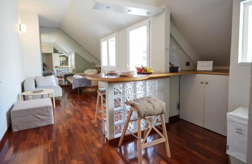 Milan Apartment | GuestHost - Studio con Balcone per 2 persone