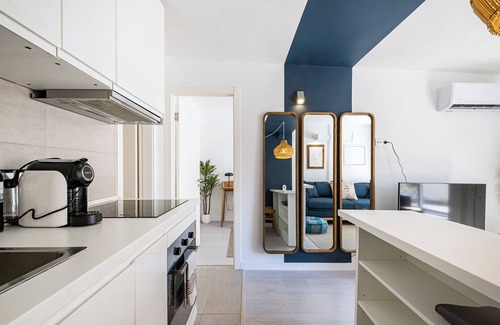 Parede Apartment | GuestReady - Blue Straw in the heart of Parede