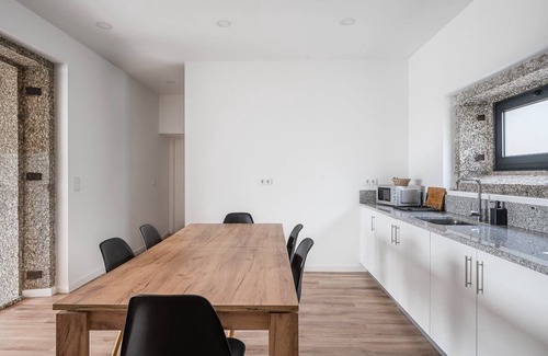Rates Apartment | GuestReady - Casas de Fralães 2