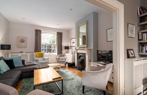 Peninsula House | GuestReady - Greenwich Town House, sleeps 6