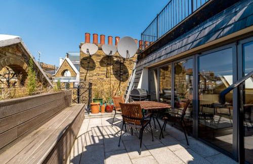 Campden Apartment | GuestReady - Luxurious penthouse in Kensington