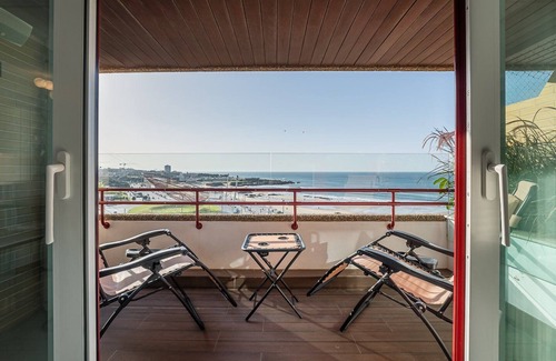 Leixões Apartment | GuestReady - One fantastic home with a sea view