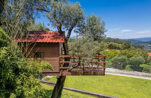 Ponte de Lima House | GuestReady - Relaxing experience in Queijada