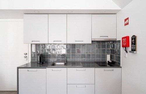 Aveiro Apartment | GuestReady - Ria Reflection Studio 2