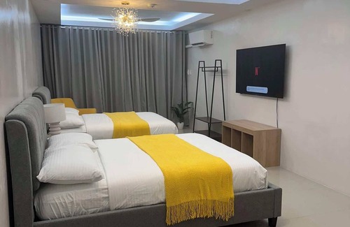 Olongapo Apartment | Guestroom1- 3rd Floor near beach and Inflatable Island