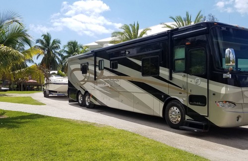 Biggar RV Rental | Gulf Access RV Spot
