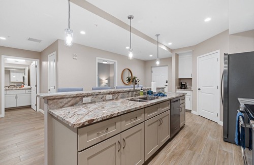 Yacht Club Condo | Gulf Access with Boat Slip, Heated Saltwater Pool, Dog-Friendly - Bacino Vista #206 - Roelens